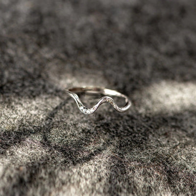 Water Wave Silver Ring in Fashion Design